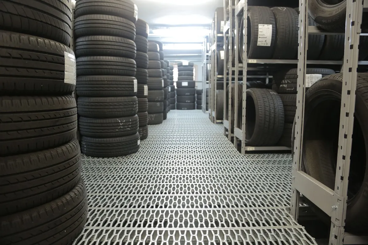 Drift Tyres Explained: Part-Worns, Semi-Slicks and Budget Rubber for UK Tracks